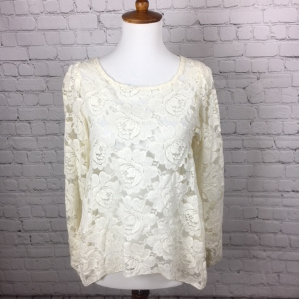 Boho Chic Floral Lace Split-back Blouse
